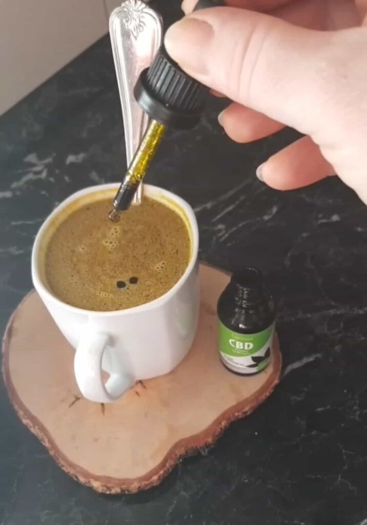 goldene-milch goldene milch mit CBD öl